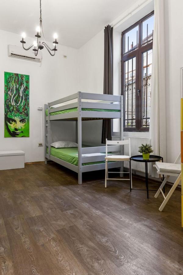 Friends Hostel Bükreş Dış mekan fotoğraf