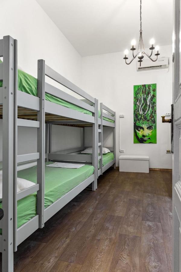 Friends Hostel Bükreş Dış mekan fotoğraf