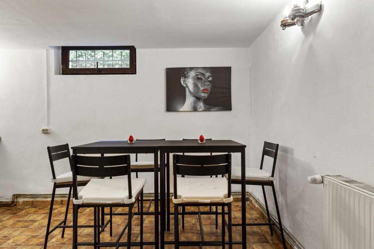 Friends Hostel Bükreş Dış mekan fotoğraf