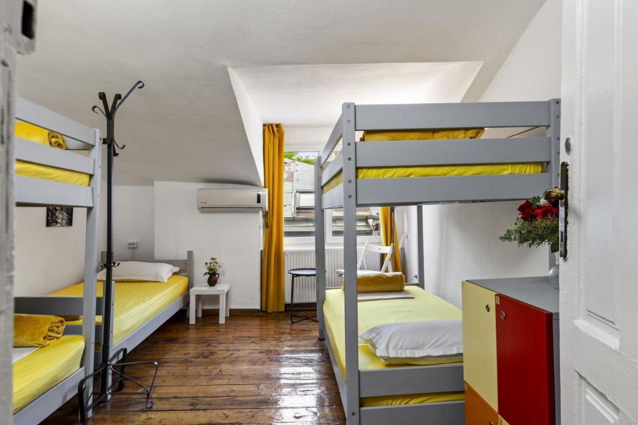 Friends Hostel Bükreş Dış mekan fotoğraf