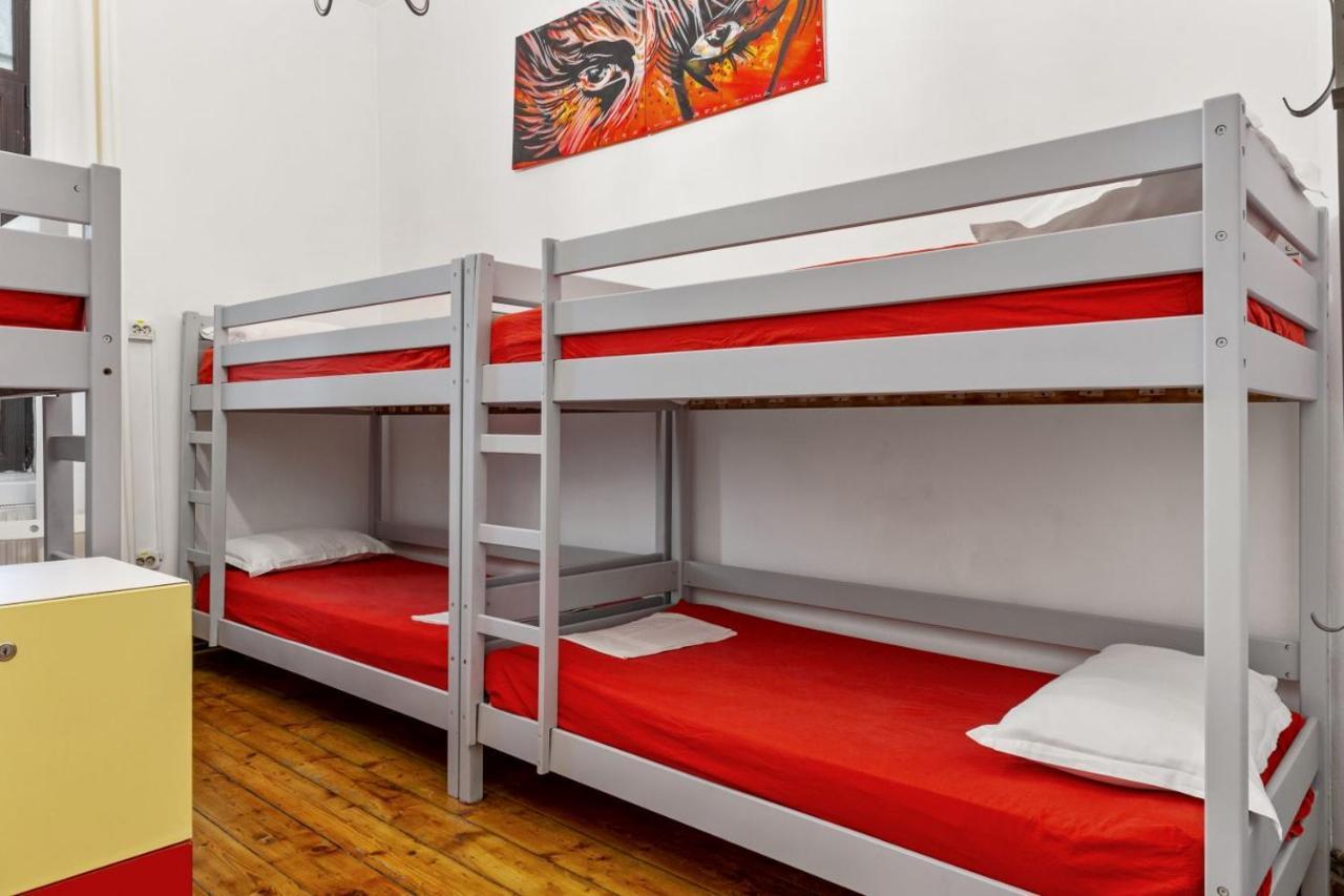 Friends Hostel Bükreş Dış mekan fotoğraf