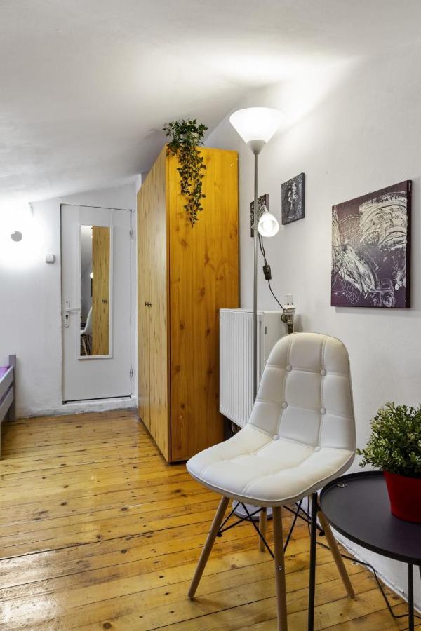 Friends Hostel Bükreş Dış mekan fotoğraf